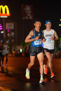 BIB: 40154, 40541
                            <button type="button" onclick="openModal(16145484)" class="btn btn-primary btn-sm float-right btn-popup" data-toggle="modal" data-target=".modal-high-quality">
                        <i class="fas fa-shopping-cart"></i> Add to Cart
                    </button>
                                            <button type="button" onclick="isThisMe(16145484, true)" class="btn btn-success btn-sm float-right btn-popup btn-isme hidden" data-toggle="tooltip" data-placement="bottom" title="นี่คือรูปของคุณใช่ไหม คลิกที่นี่เพื่อเอาเข้าอัลบั้ม">
                        <i class="fas fa-plus"></i> Add to album
                    </button>
                    <button type="button" onclick="isThisMe(16145484, false)" class="btn btn-warning btn-sm float-right btn-popup btn-isnotme hidden">
                        <i class="fas fa-ban"></i> Remove from album
                    </button>